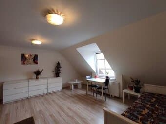 Prenájom: Zariadená garsónka, Bratislava centrum - Michalská