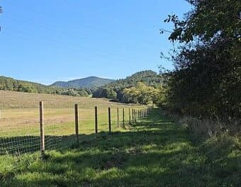 Rekreačný pozemok Košeca – BARBORKA, 6 469 m²