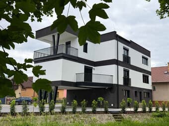 Polyfunkčný objekt na prenájom - služby/kancelárie/bývanie