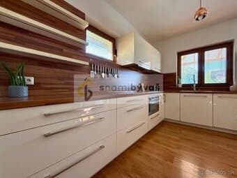 5 i RD s garážou + terasa 54 m2, pozemok 1205 m2, Valaliky