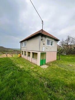 Viničný domček s pozemkom v krásnej prírode obec Podlužany