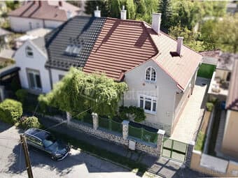 Predaj - rodinný dom - Dom na výnimočnej adrese pri pa…