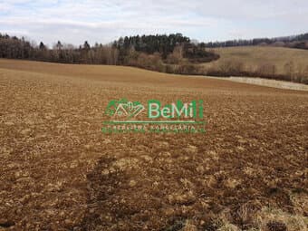 Predaj: Investičný pozemok, 8 186m2, Brezany (095-14-MACHa)
