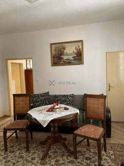 Exkluzívne bývanie: 4izb rod. dom /záhrada/garáž/v centre DS