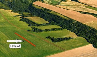 Pokojná lokalita a investícia do pôdy - Hontianske Trsťany