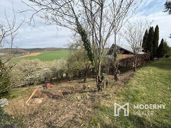 Na predaj pozemok v záhradkárskej oblasti Chrásť - Trenčín