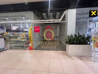 Na prenájom obchodný priestor 16,35m2 - Banská Bystrica/cent