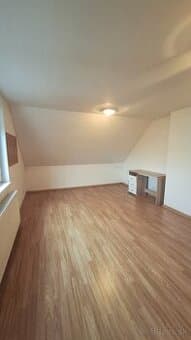 Kancelária na prenájom v centre Žiliny, 22m2 s parkovaním.