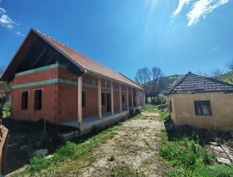 Novostavba - Jósvafő, kde sa nachádza aj liečivá jaskyňa