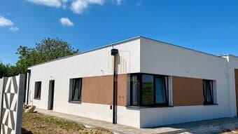 Novostavba rodinného domu so záhradou, Častkovce