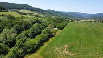 Na predaj pekný pozemok 3.700 m2, Bzince pod Javorinou