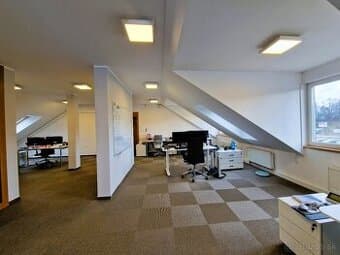Kancelárske priestory | 140 m2