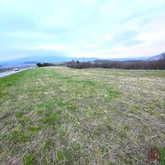 Pozemok Podhorany 1667m2, vhodný na výstavbu RD