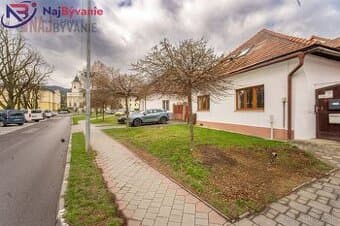 Rezervované: NÁMESTIE ANDREJA HLINKU - 120m2 dvojdom s 3 sam
