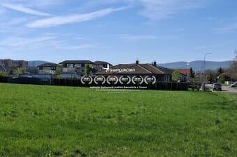 stavebný pozemok 1212m² v obci Šelpice