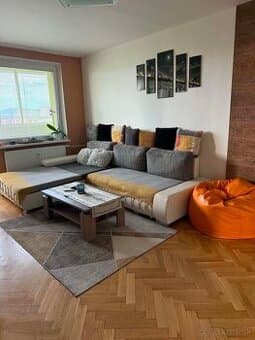 Priestranný 3-izbový byt (72 m²) - Prenájom