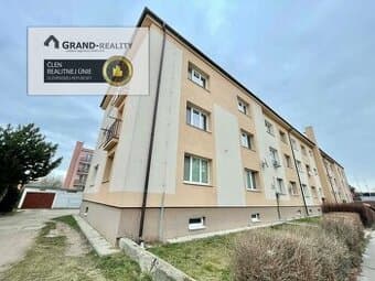 Na predaj priestranný byt 3+1 na ulici Fučíkova v Holíči