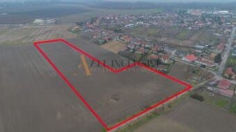ALL INCLUSIVE l NA PREDAJ ROZĽAHLÝ POZEMOK NA INVESTÍCIU, TO