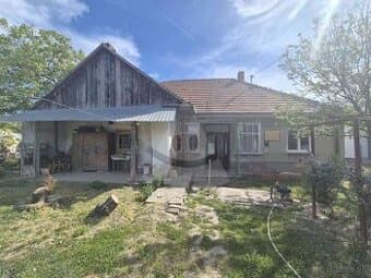 Rodinný dom s garážou v Martovciach na predaj