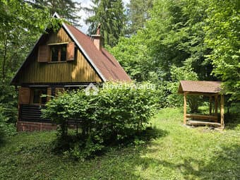 Predaj: Chata - Varín, Žilina (N67-13-DASEa)