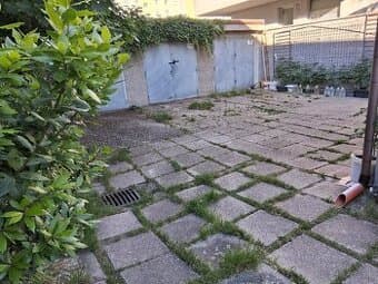 Predám garáž Bratislava 3 čast Nové Mesto OSOBNÉ VLASTNÍCTVO