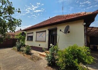 Rodinný dom s krásnym pozemkom v tichej lokalite – Strekov