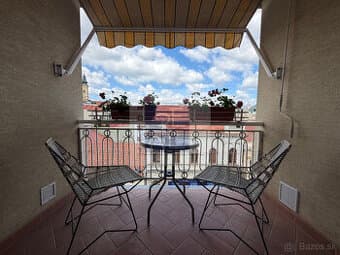 NA PRENÁJOM 3 IZBOVÝ BYT S BALKÓNOM V CENTRE MESTA