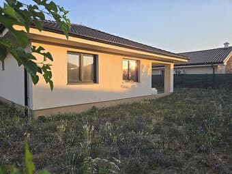 Dom, ktorý si dokončíte podľa seba – 4-izbový bungalov, Sene