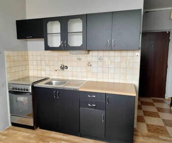PRENÁJOM: 1-Izbový byt na prenájom v centre mesta Dunajská S
